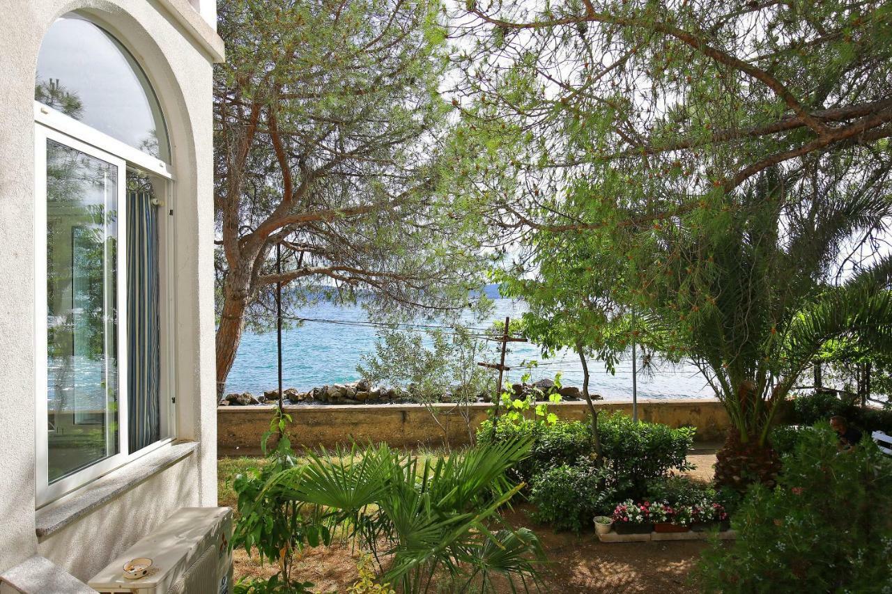 Seafront Beach Apartment - Directly At The Beach Zadar Exterior foto